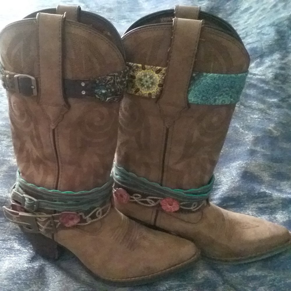 Durango Cowgirl Boots (Light Brown) size 6
